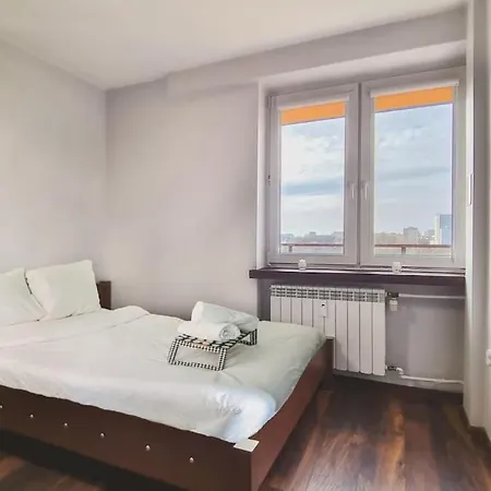 Amazing View From Double Apt For Group Of 4-8 People Appartamento Varsavia